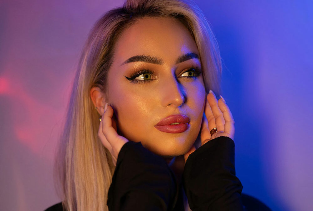 JASMIN BLUST